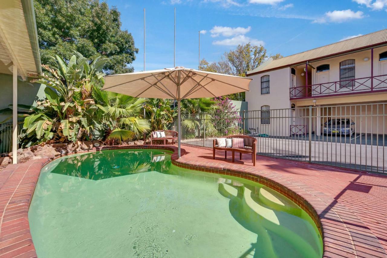 Prince Of Wales Hotel Wagga Wagga Exteriör bild